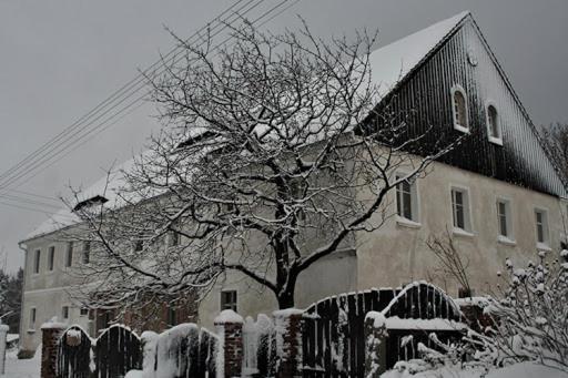 Вилла Gosciniec Kaszarnia Kamienne Mirsk Экстерьер фото